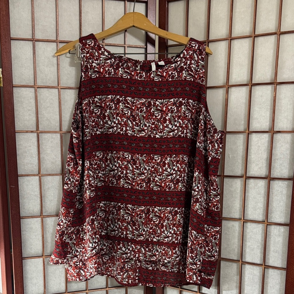 Elegant Women's Patterned Blouse - Burgundy and White PTP 23.5 inches